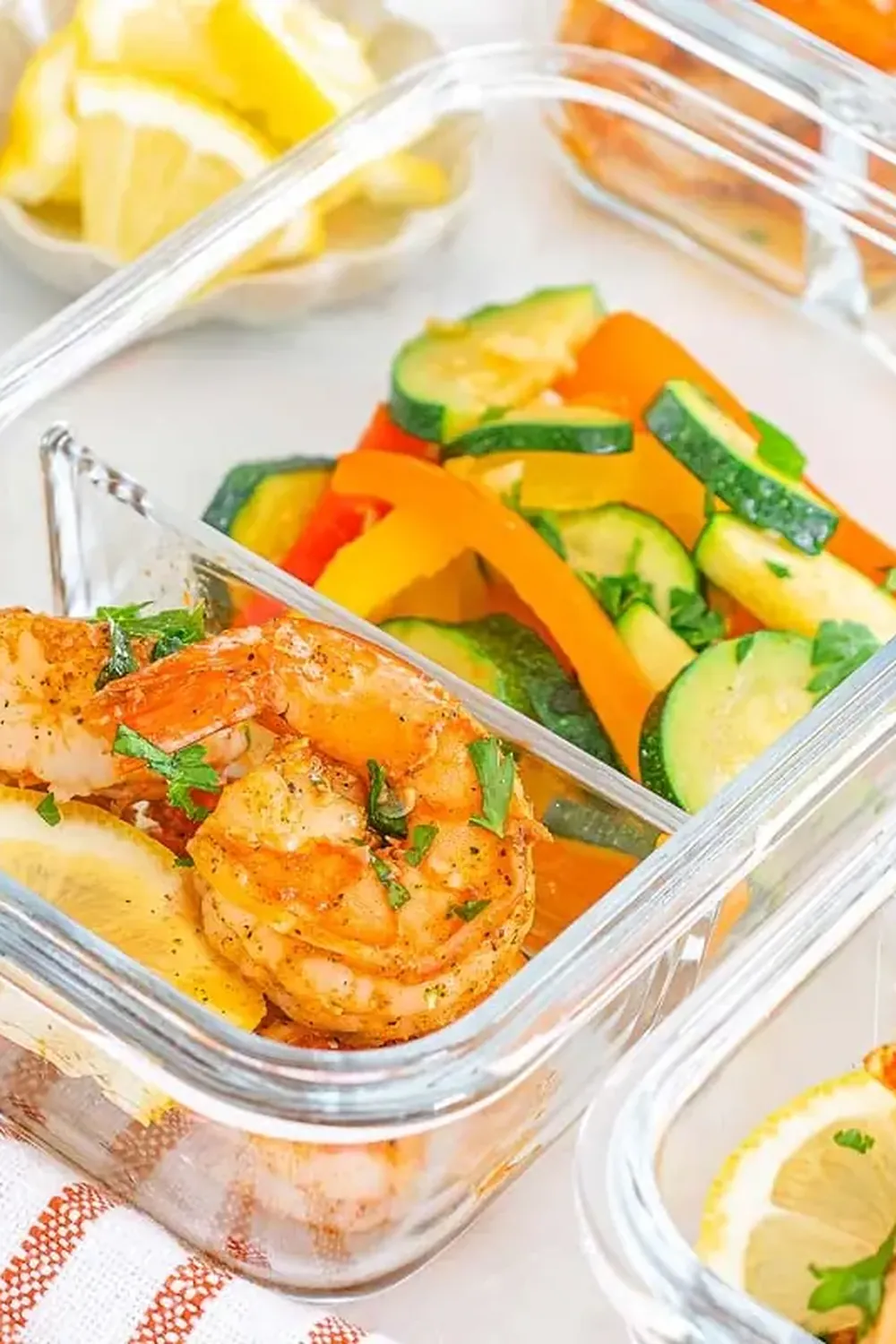 Cajun-Garnelen und Reis Meal-Prep